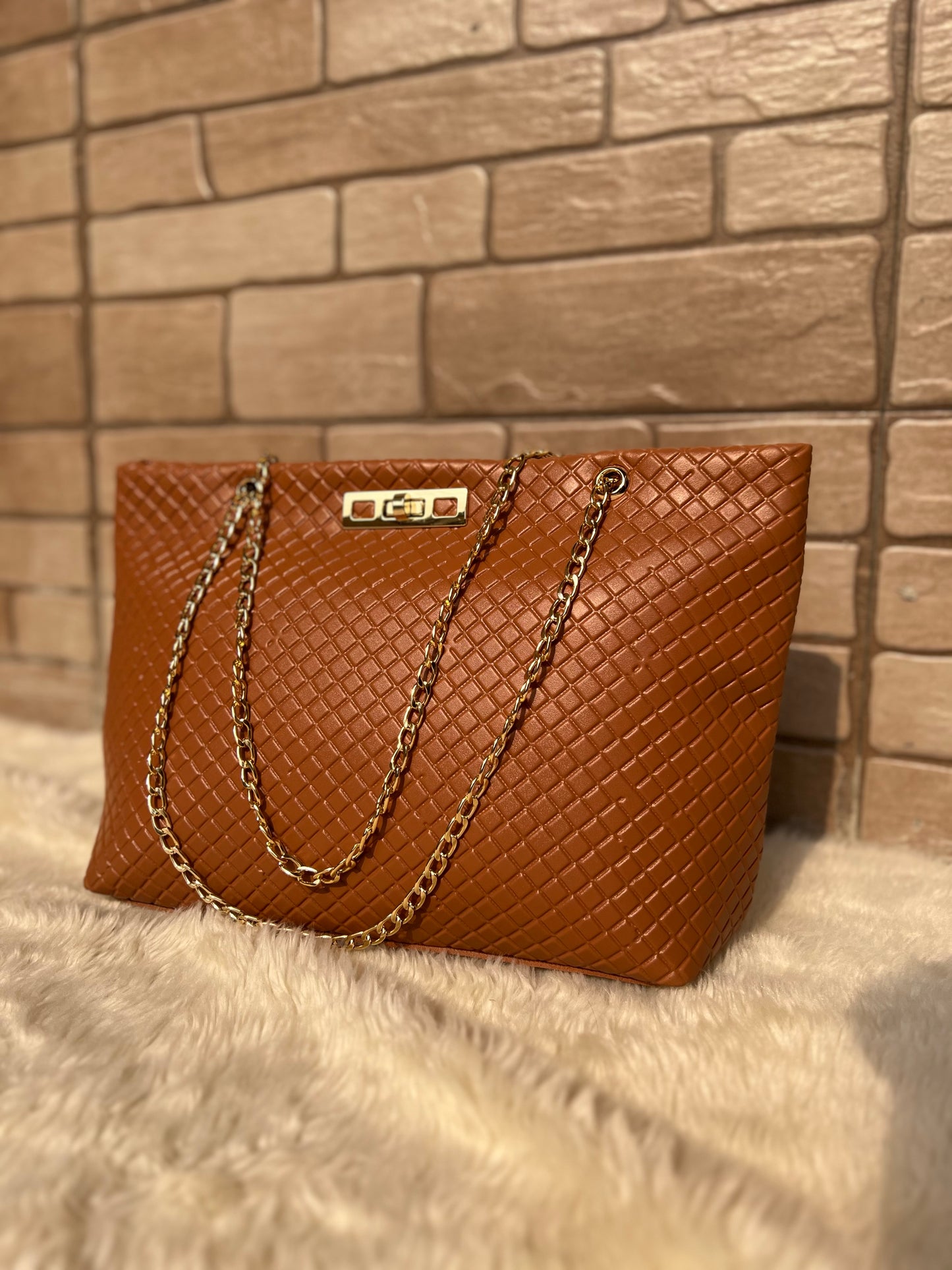 The Rhombus Shoulder Bag “Brown”
