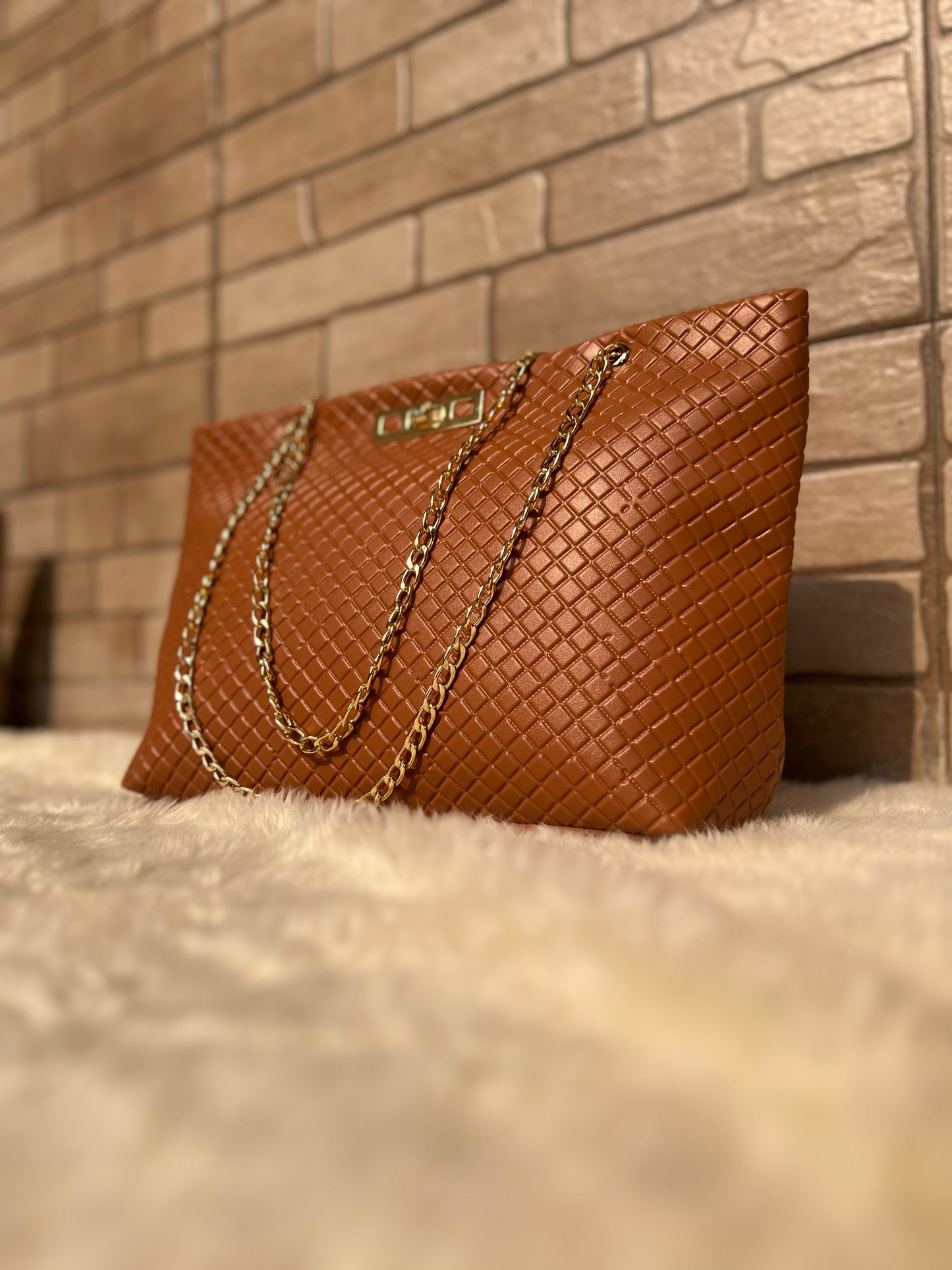 The Rhombus Shoulder Bag “Brown”