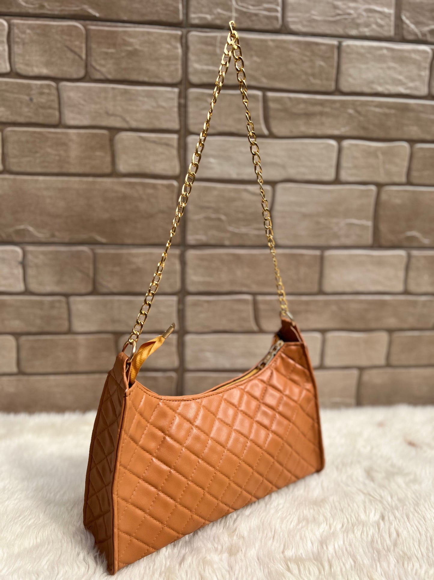 Quilted Handbag “Brown”