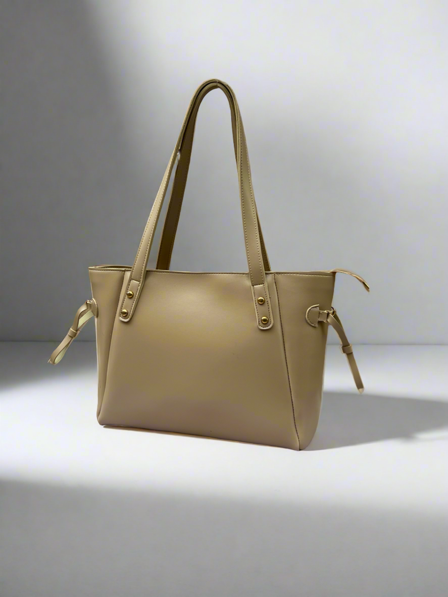 Classic Tote “Beige”