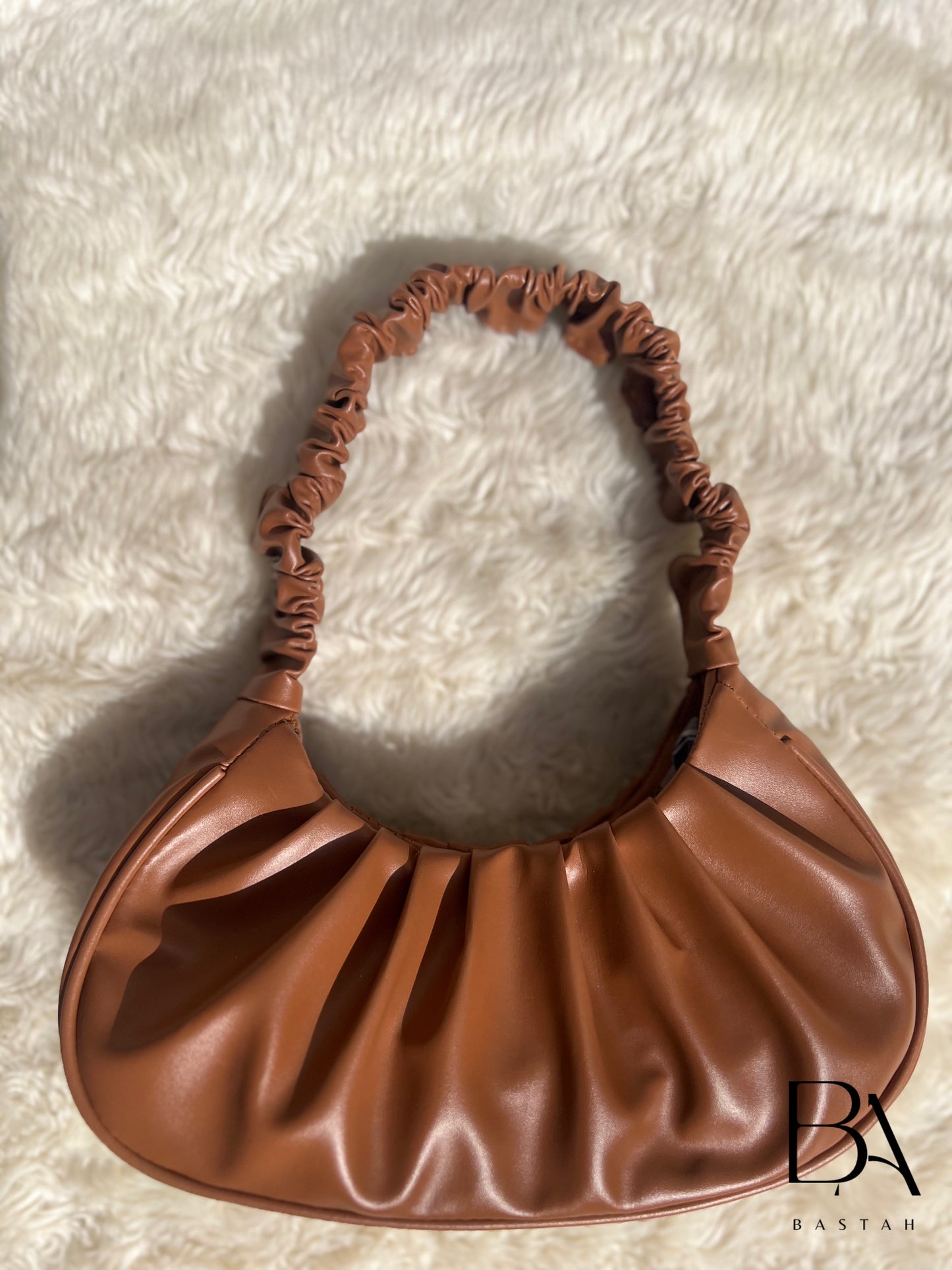 LUNARUFFLE BAG BROWN COLOR