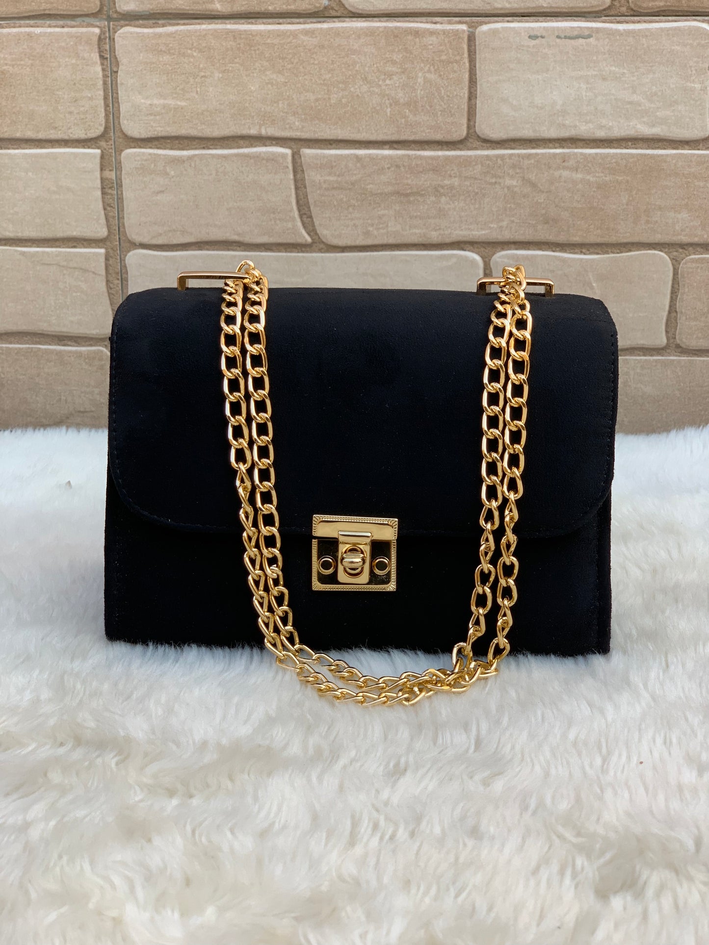 Alcan Chic Crossbody Bag “Jet Black”