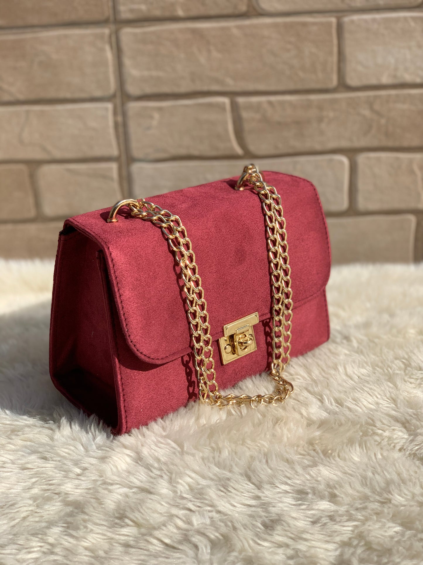 Alcan Chic Crossbody Bag “Cardinal Red”