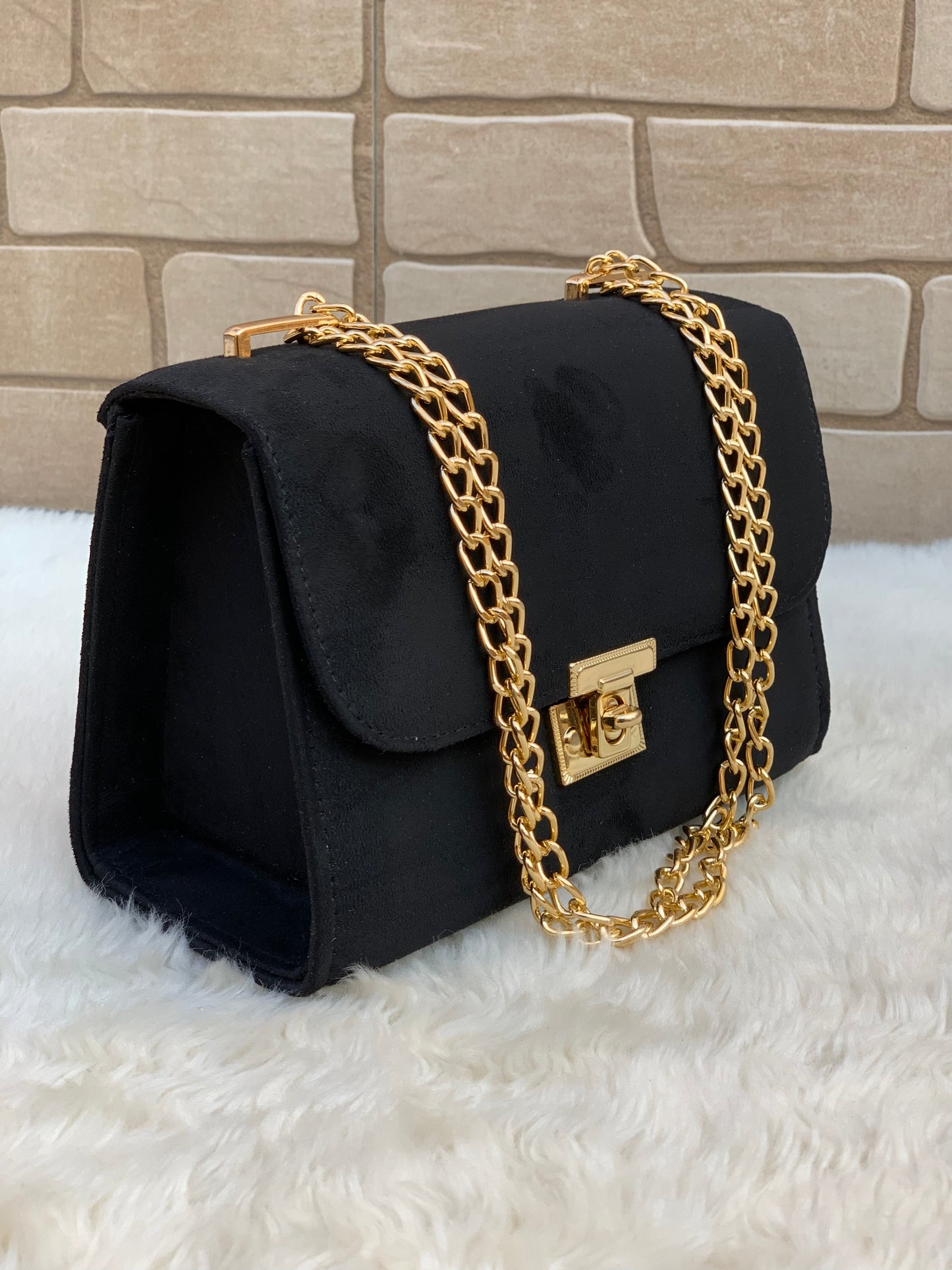 Alcan Chic Crossbody Bag “Jet Black”