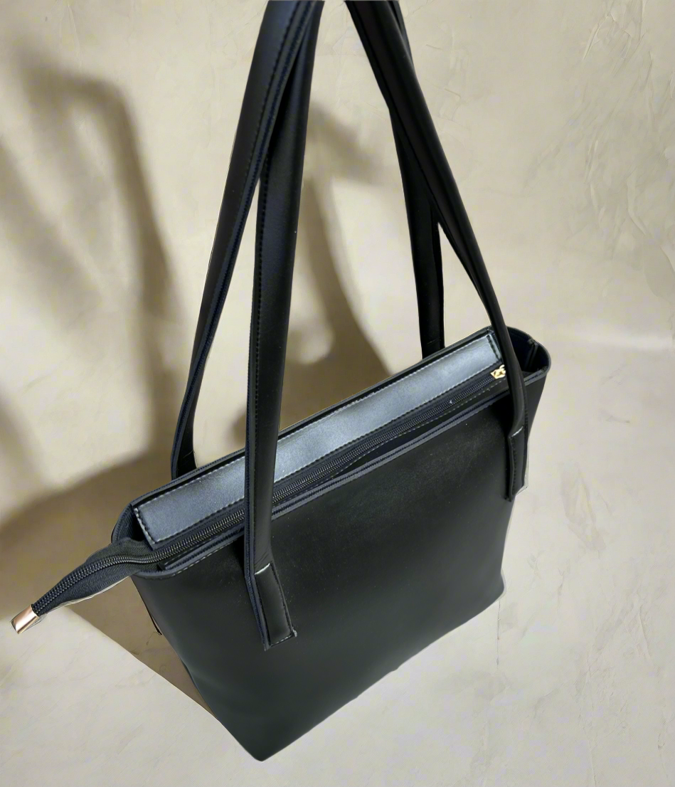 Nova Tote “Coal Black”