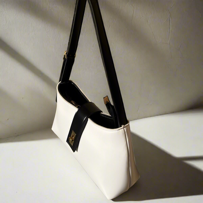 Casual Chic Saddle Bag “White Black”
