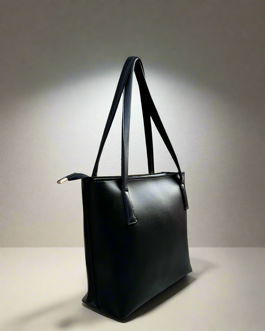 Nova Tote “Coal Black”