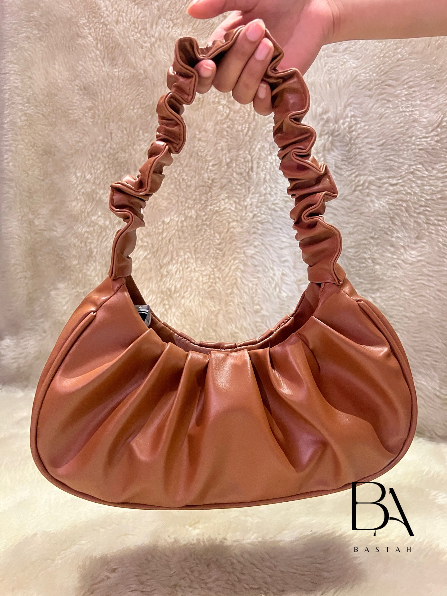 LUNARUFFLE BAG BROWN COLOR